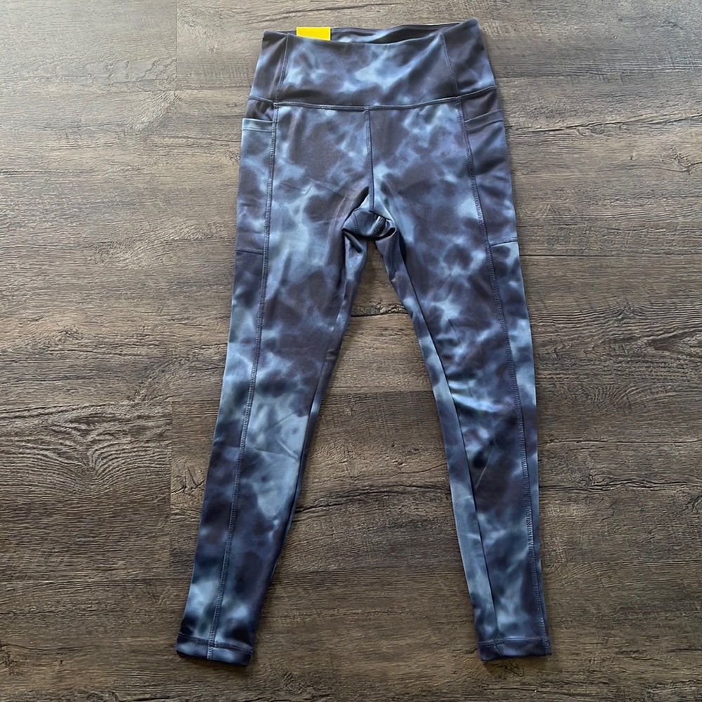 BRAND NEW Danskin tie-die leggings with pockets